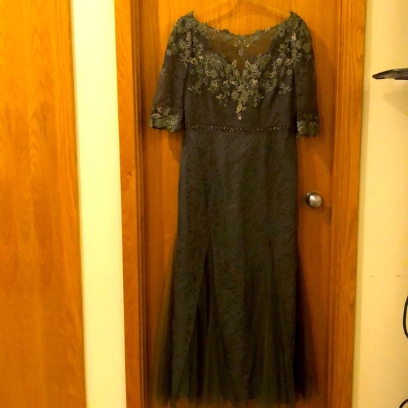 Jade couture gently used gown - Picture 3 of 6